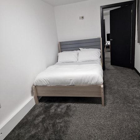 Ckb Flat- Comfort, Cosy, And Secure! Codsall Exteriör bild