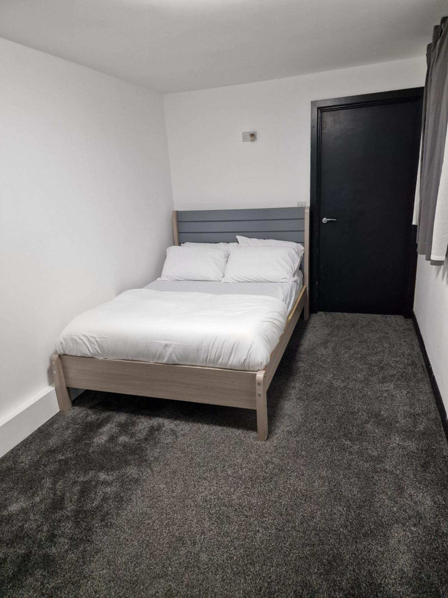 Ckb Flat- Comfort, Cosy, And Secure! Codsall Exteriör bild