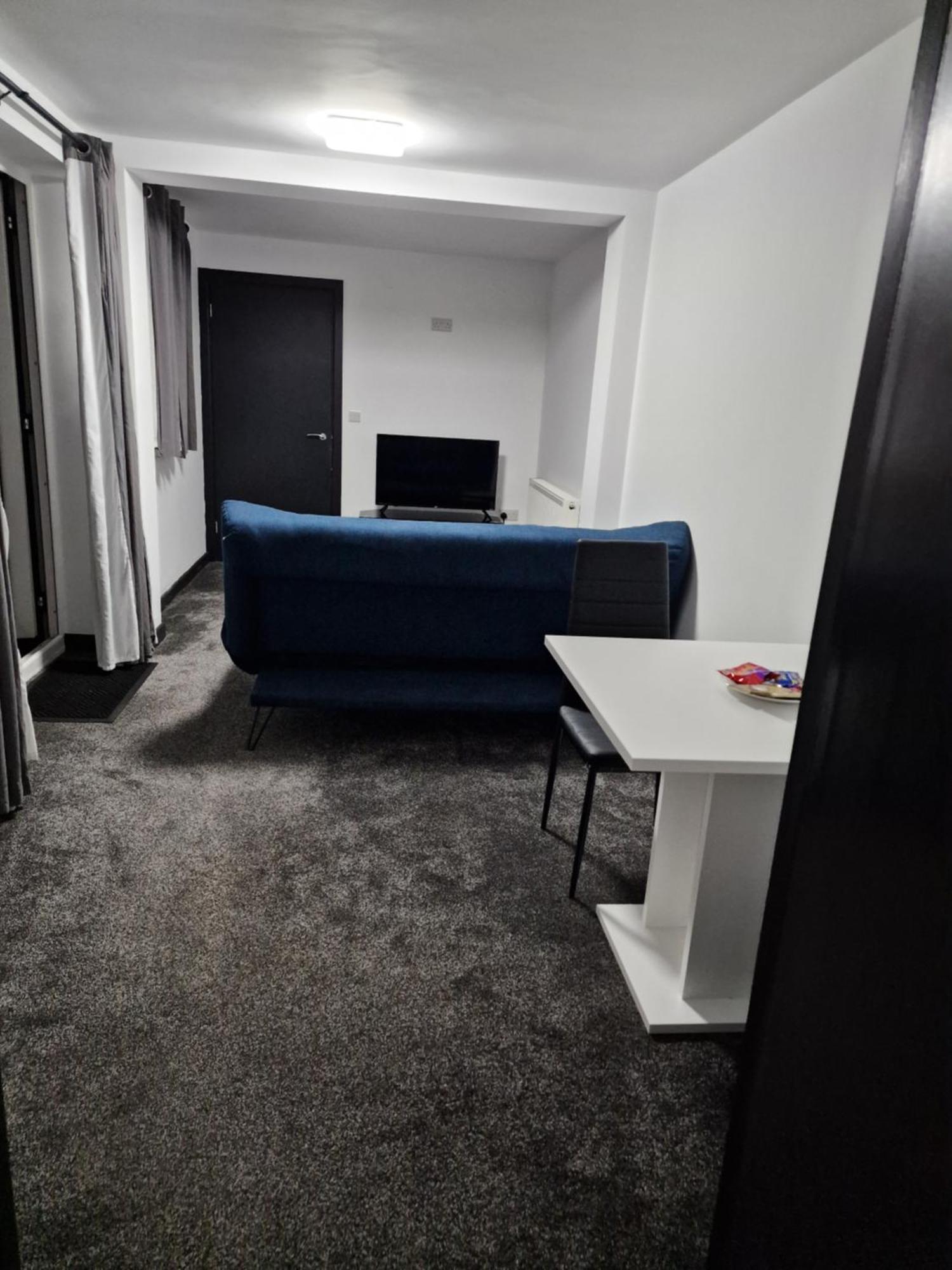 Ckb Flat- Comfort, Cosy, And Secure! Codsall Exteriör bild
